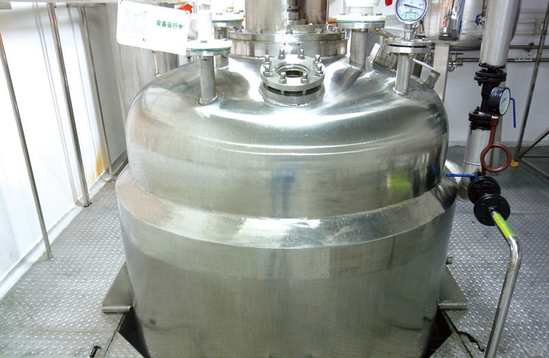 鈦反應(yīng)釜-安裝實拍